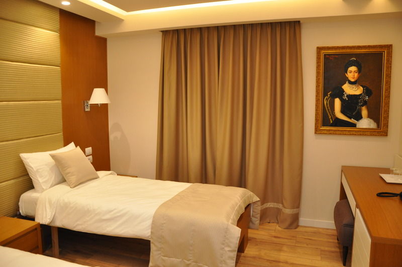 Hotel Queen Selita e Vogel Exterior photo
